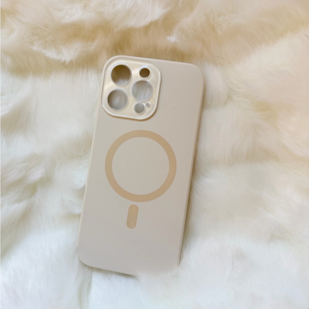 iPhone 16 Pro Max MagSafe Phone Case